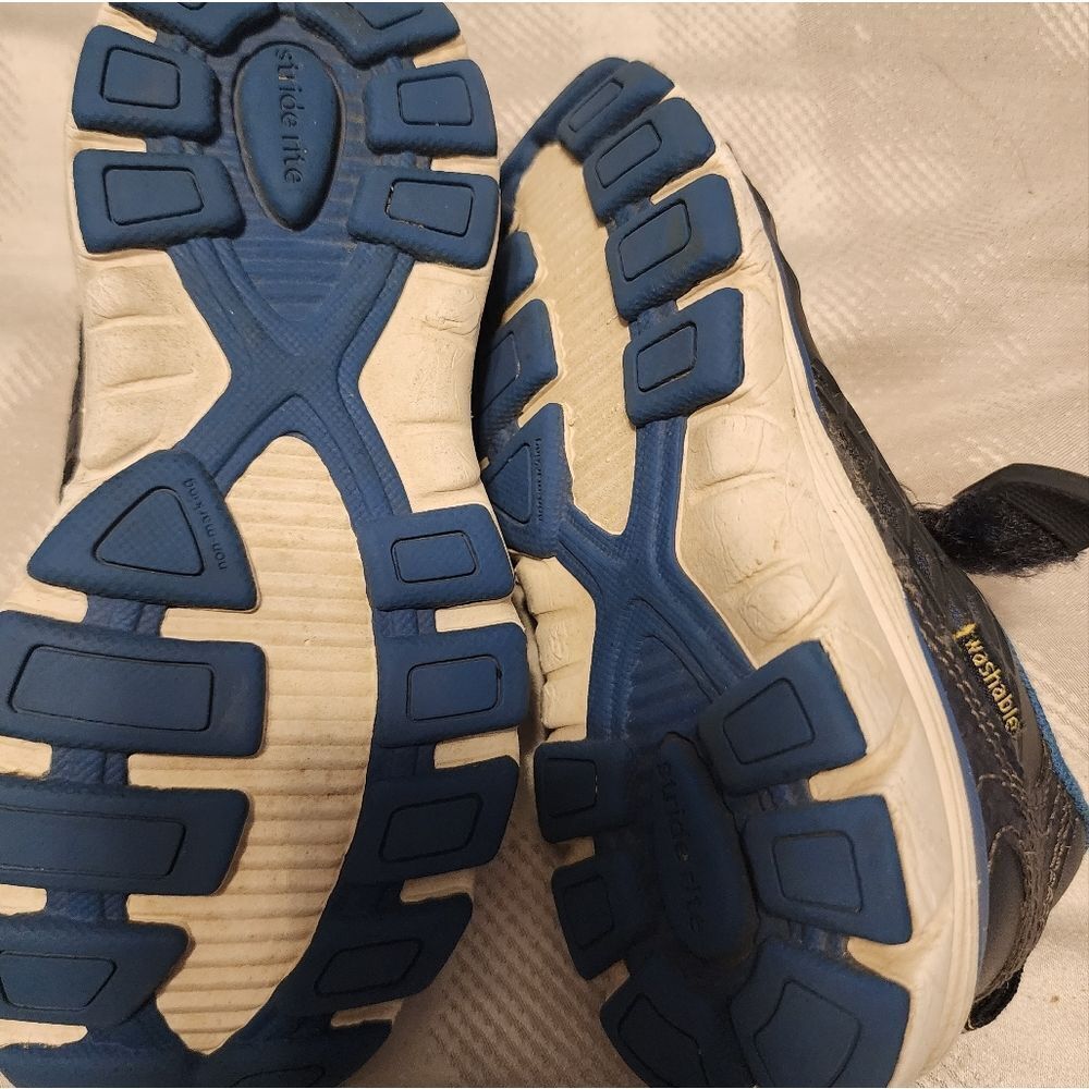 Stride Right‎ Boys Washable Sneakers 11.5 Toddler Great condition. - Picture 4 of 10